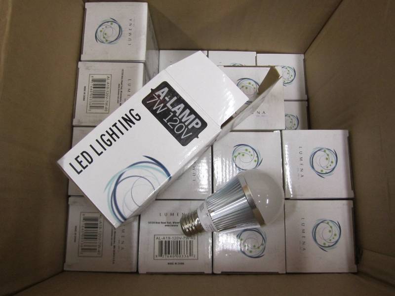 28 LED Light bulbs, A-LAMP 7W 120V ...
