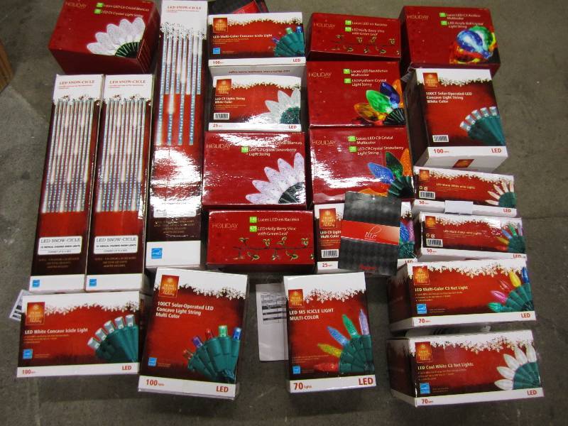 Lot of 21 Assorted LED Christmas Ho...