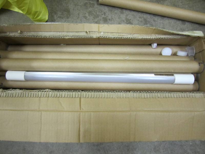 Case of 9 23 LED light tubes, T8-L...