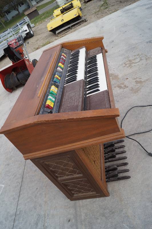 Electric Organ