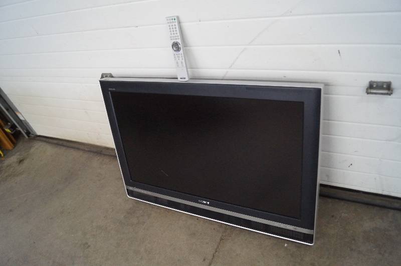 Flat Screen TV
