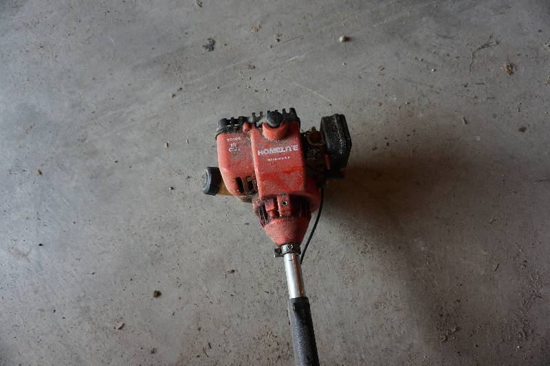 lot 40 image: Homelite Model ST-155 Gas Power Weed Eater