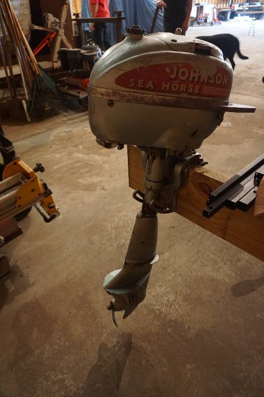 lot 25 image: Johnson Sea Horse Classic Outboard Motor