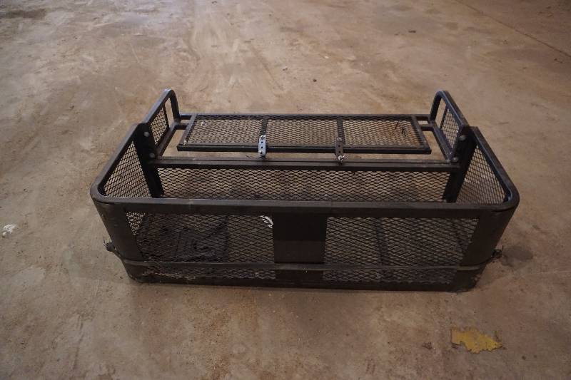 lot 21 image: ATV Rear Storage Rack