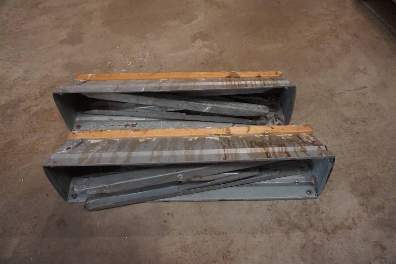 lot 43 image: Lot of 2 -  Metal Fold Up Saw Horses