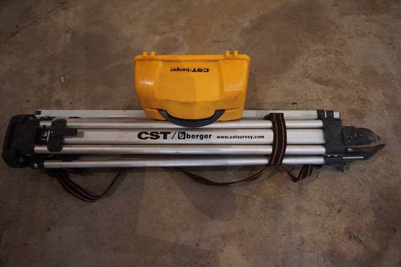 lot 29 image: CST Berger Surveyors Level With Stand and Case