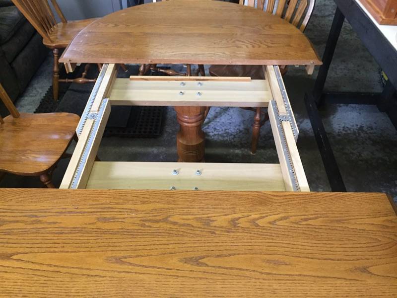 lot 66 image: Wood Kitchen Dining Room Table and Chair Set