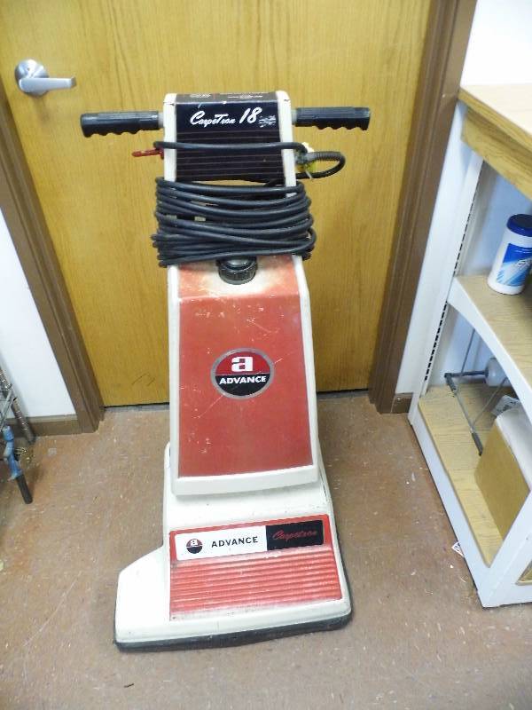 lot 6 image: Advance CarpetTron 18 Carpet Cleaner