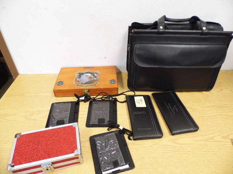 lot 49 image: Cases
