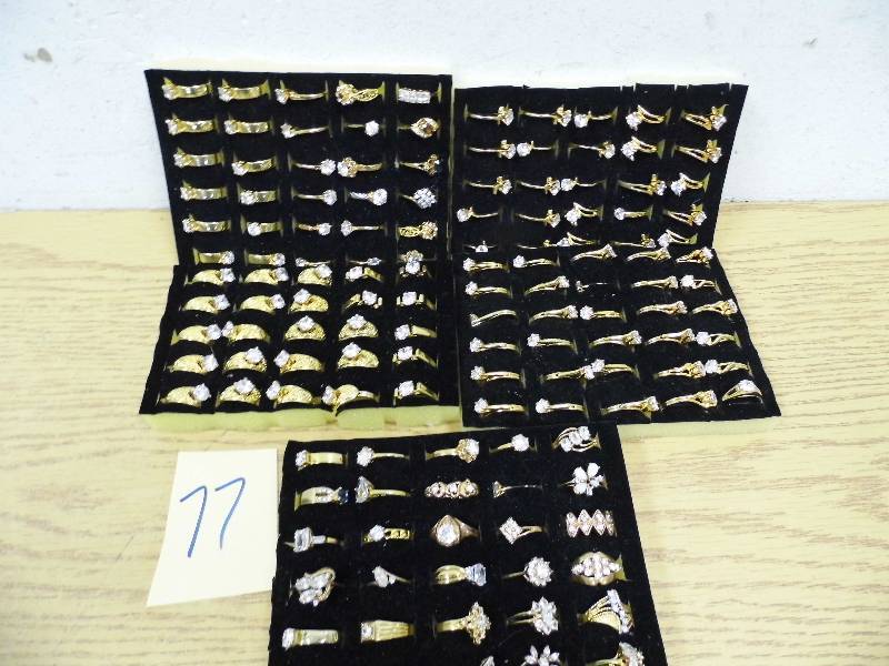 lot 77 image: Assorted Rings