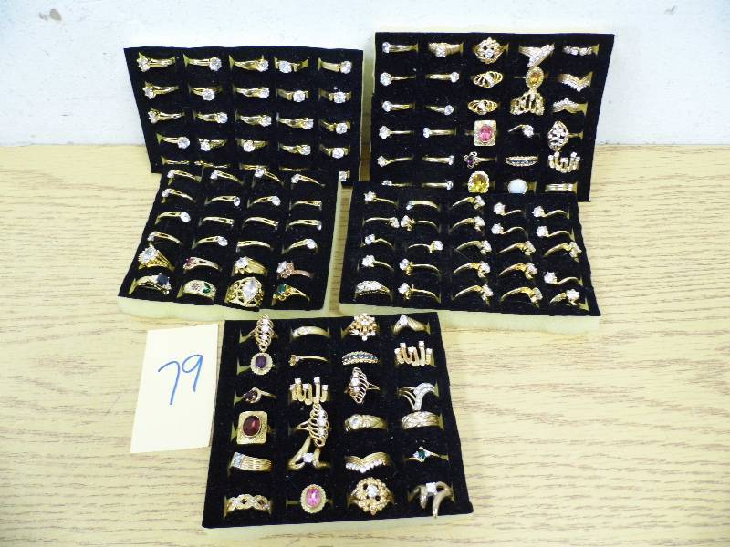 lot 79 image: Assorted Rings