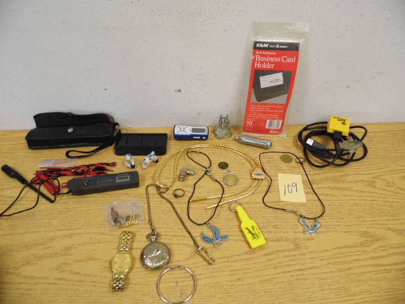 lot 109 image: Misc Items