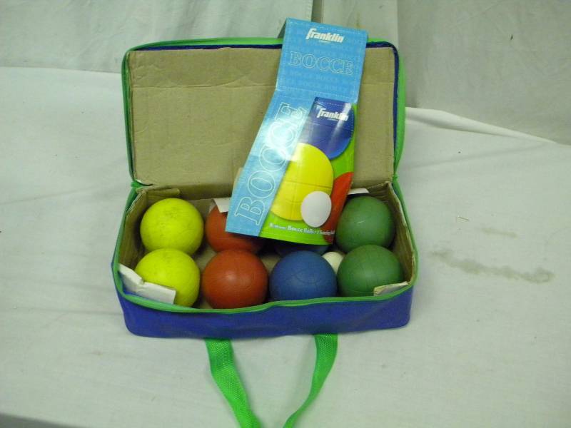 lot 330 image: Franklin Bocce Ball Set