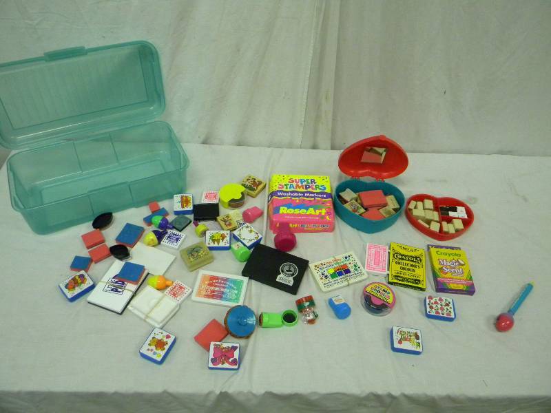 lot 361 image: Stamps and Supplies Lot