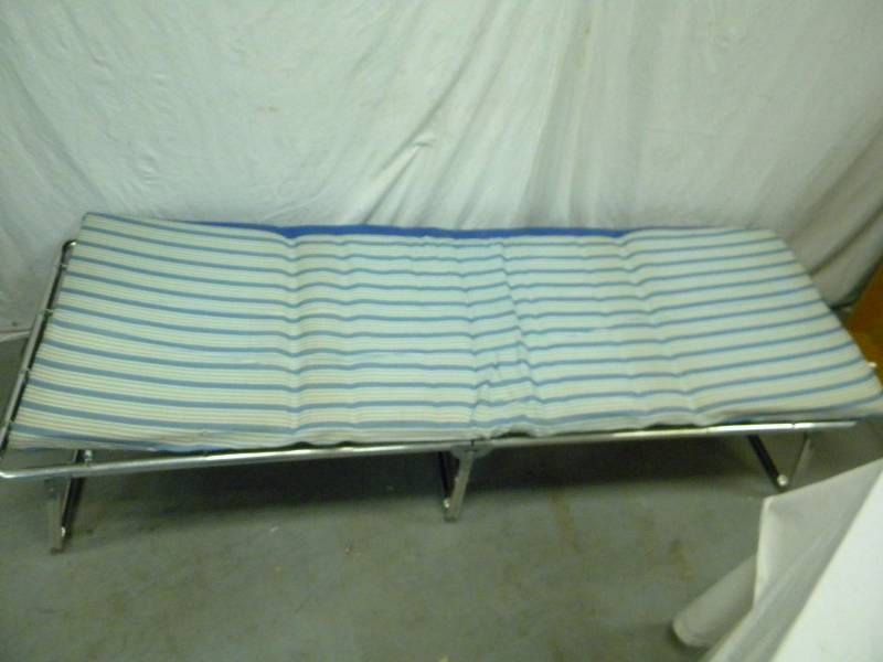 lot 371 image: Folding Metal Cot