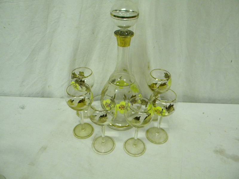 lot 374 image: Vintage Decanter and Glasses