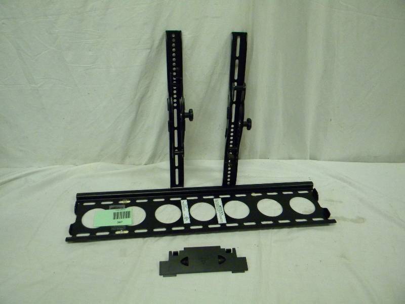 lot 387 image: Tv Mount