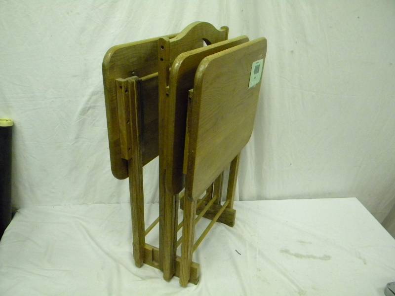 lot 392 image: Wooden Tv Trays