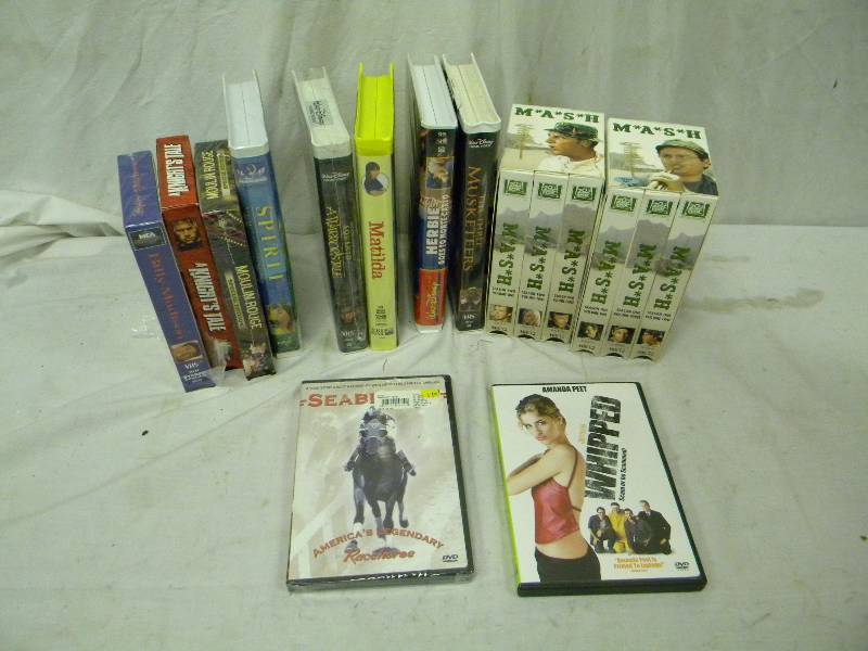 lot 398 image: Movie Lot