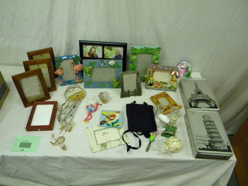 lot 426 image: Picture Frames and decor Lot