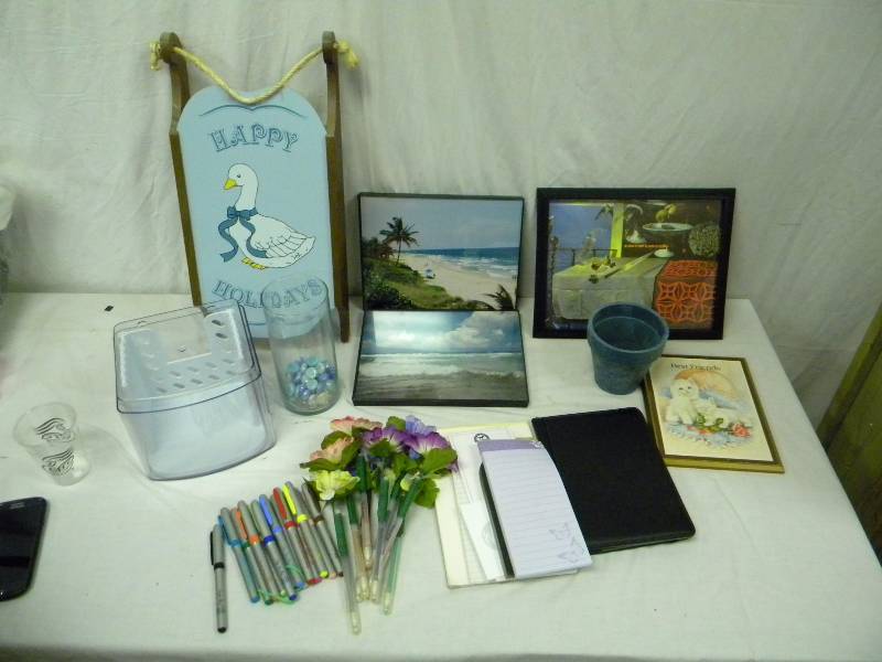 lot 439 image: Office supplies lot