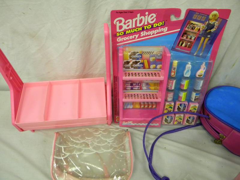 lot 447 image: Barbie Lot