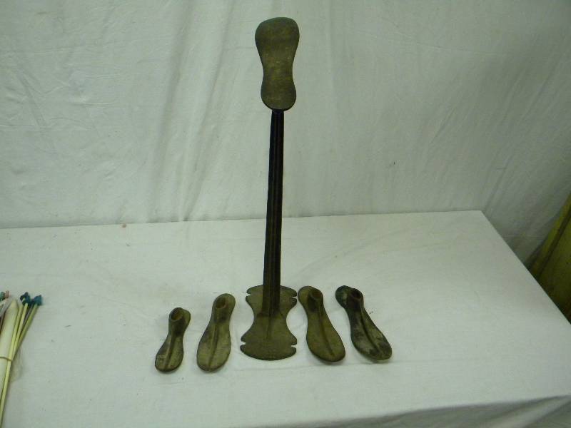 lot 456 image: Cobbler Shoe Stands