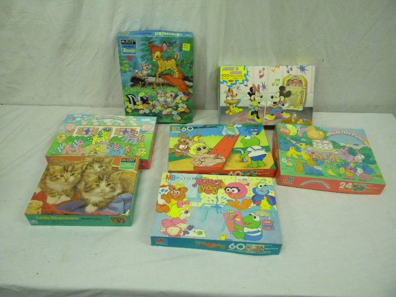 lot 480 image: Puzzle Lot