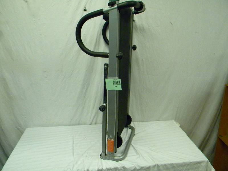 lot 495 image: Treadmill