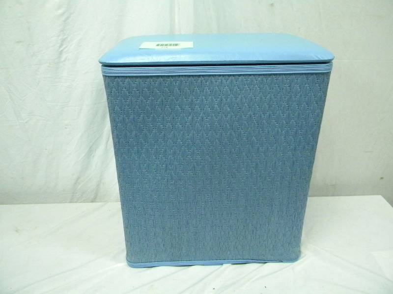 lot 274 image: Vintage Clothes Hamper