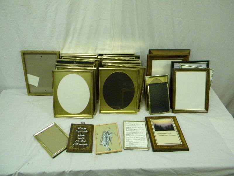 lot 294 image: Picture Frame Lot