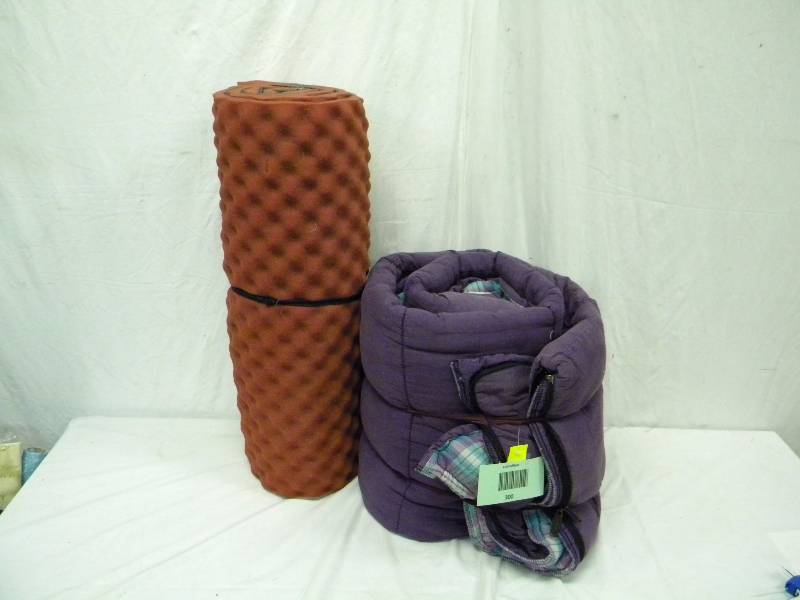 lot 300 image: Sleeping Bag and Foam