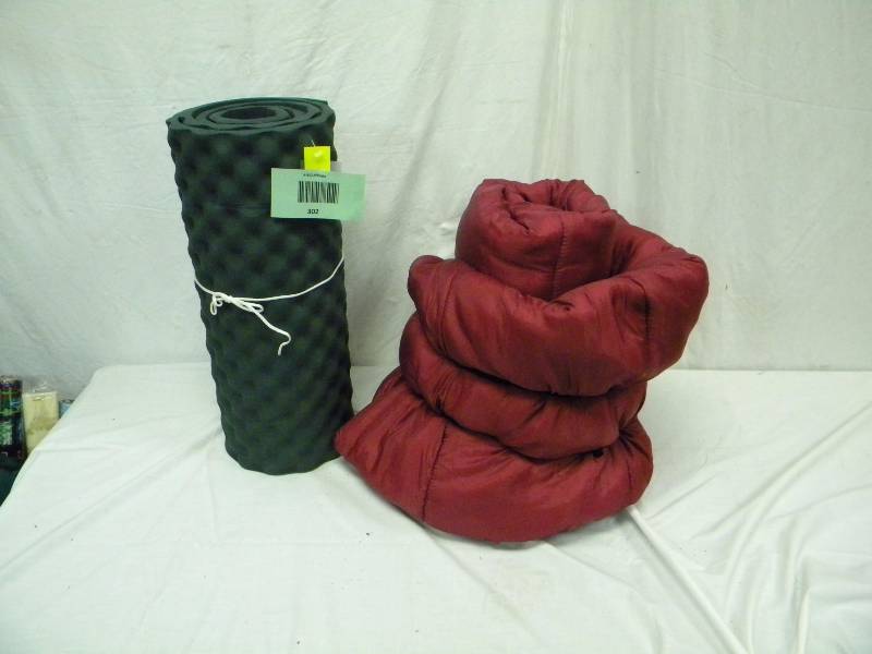 lot 302 image: Sleeping Bag and Foam