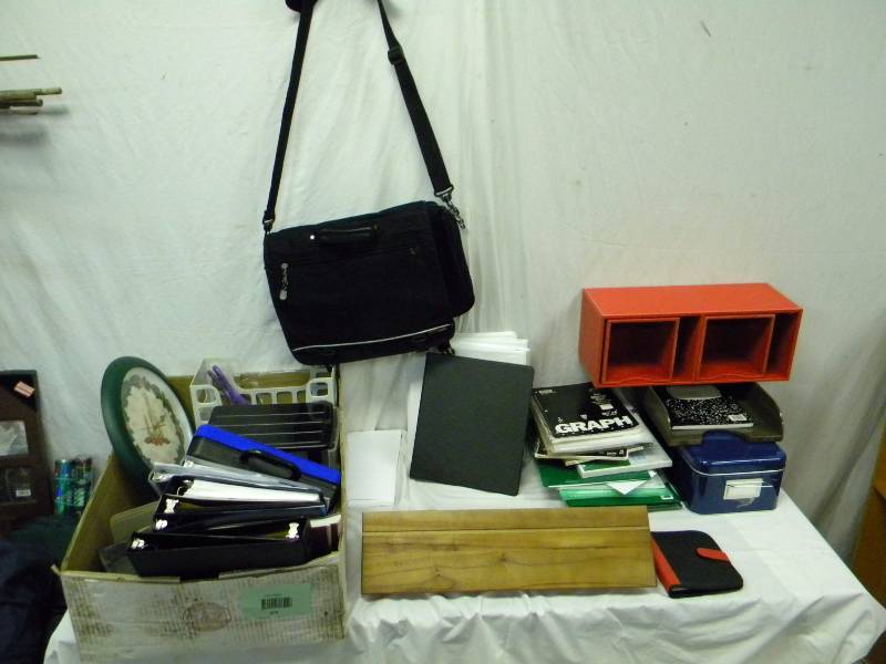 lot 306 image: Office Supply Lot