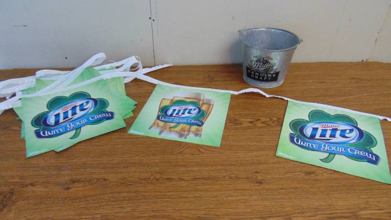 Miller Lite Metal Bucket & Banner