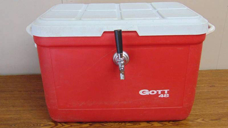 Red Gott Keg Cooler