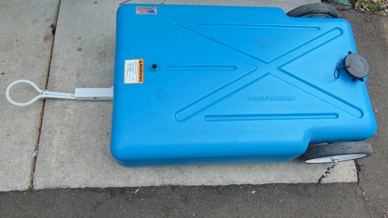 Tote Along Holding Tank