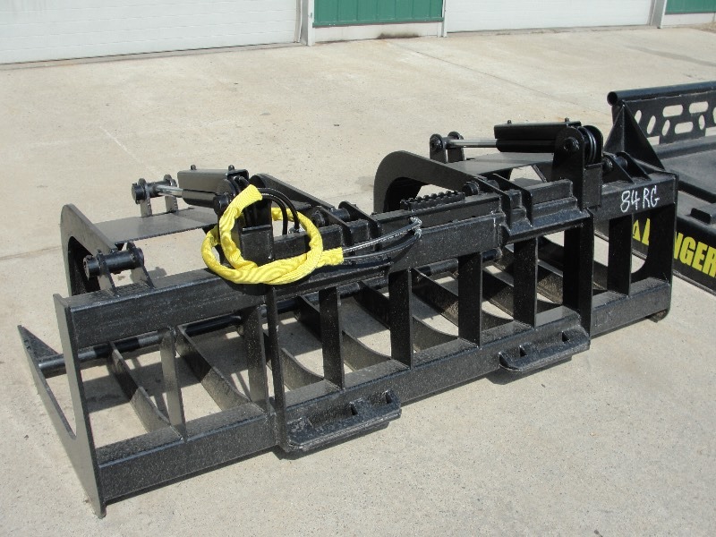 New Heavy Duty Universal Quick Attach Grapple