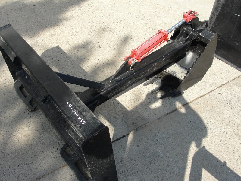 New Universal Quick Attach Back Hoe