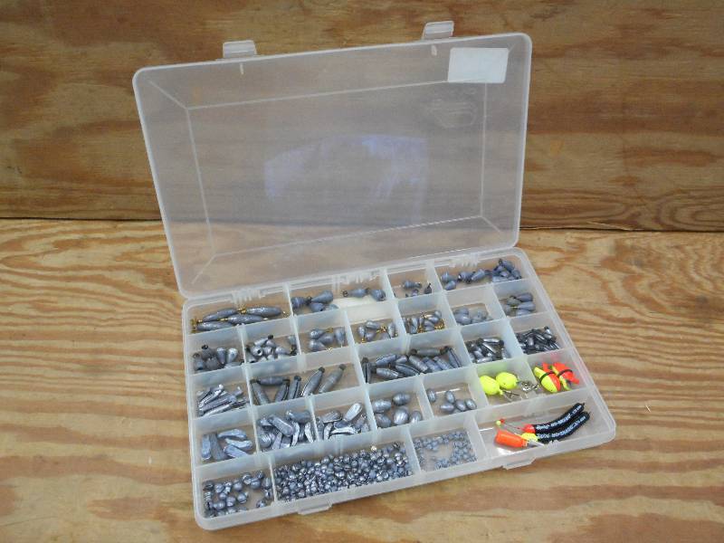 lot 9 image: Tackle Tray FULL Of Assorted Sinker...