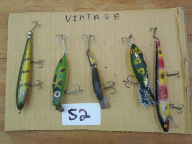 lot 52 image: (5) Vintage Crankbait Lures ...