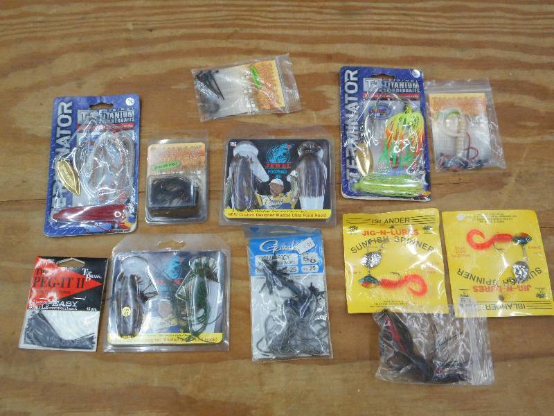 lot 78 image: Lot Of Assorted Tackle & Etc ...