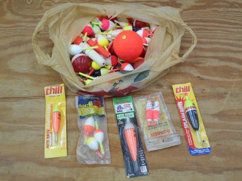 lot 81 image: Large Lot Of Assorted Bobbers ...