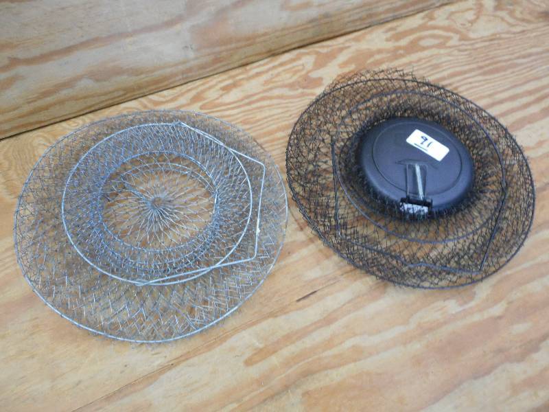lot 91 image: (2) Fish Keeper Baskets ...