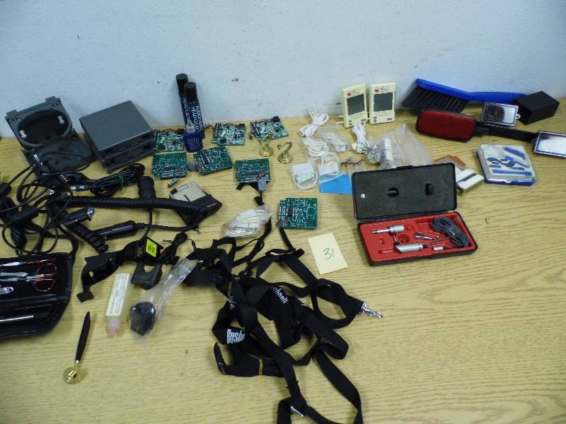 Duo Thermos - Circuit Boards - Microphone