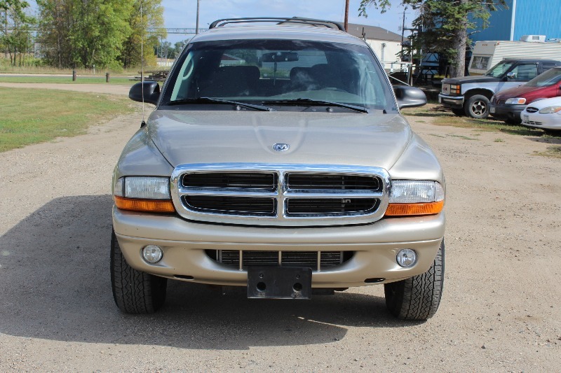 lot 3 image: 2003 Dodge Durango SLT 4x4