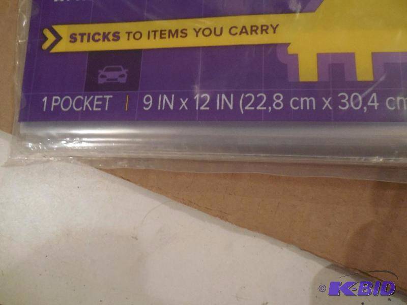 lot 26 image: 24 Post-it Mobile Attach and Go Pocket, Clear with 3M Dual-Lock Fastener, 9 x 12 Inches
