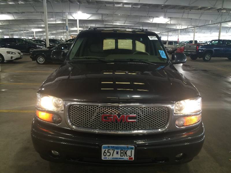 2003 GMC Yukon XL Denali AWD