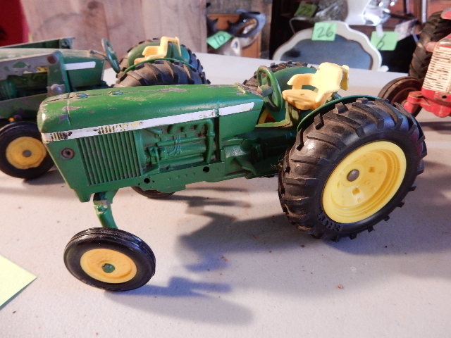 lot 56 image: 2, John Deere Tractors.. 1 with Bucket