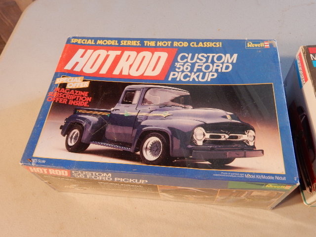 lot 72 image: Model Cars as pictured